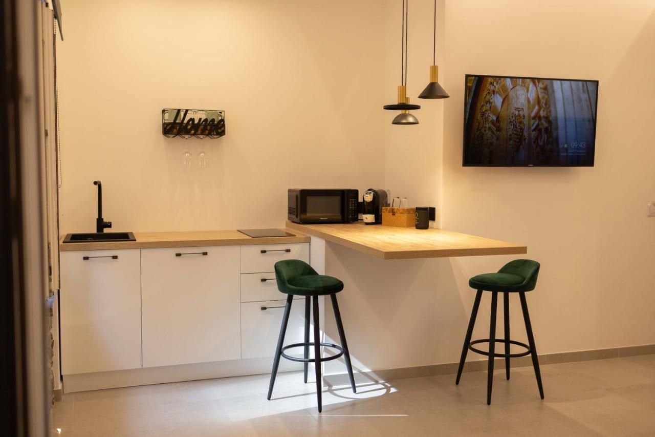Elecla Apartment Cefalu Bagian luar foto