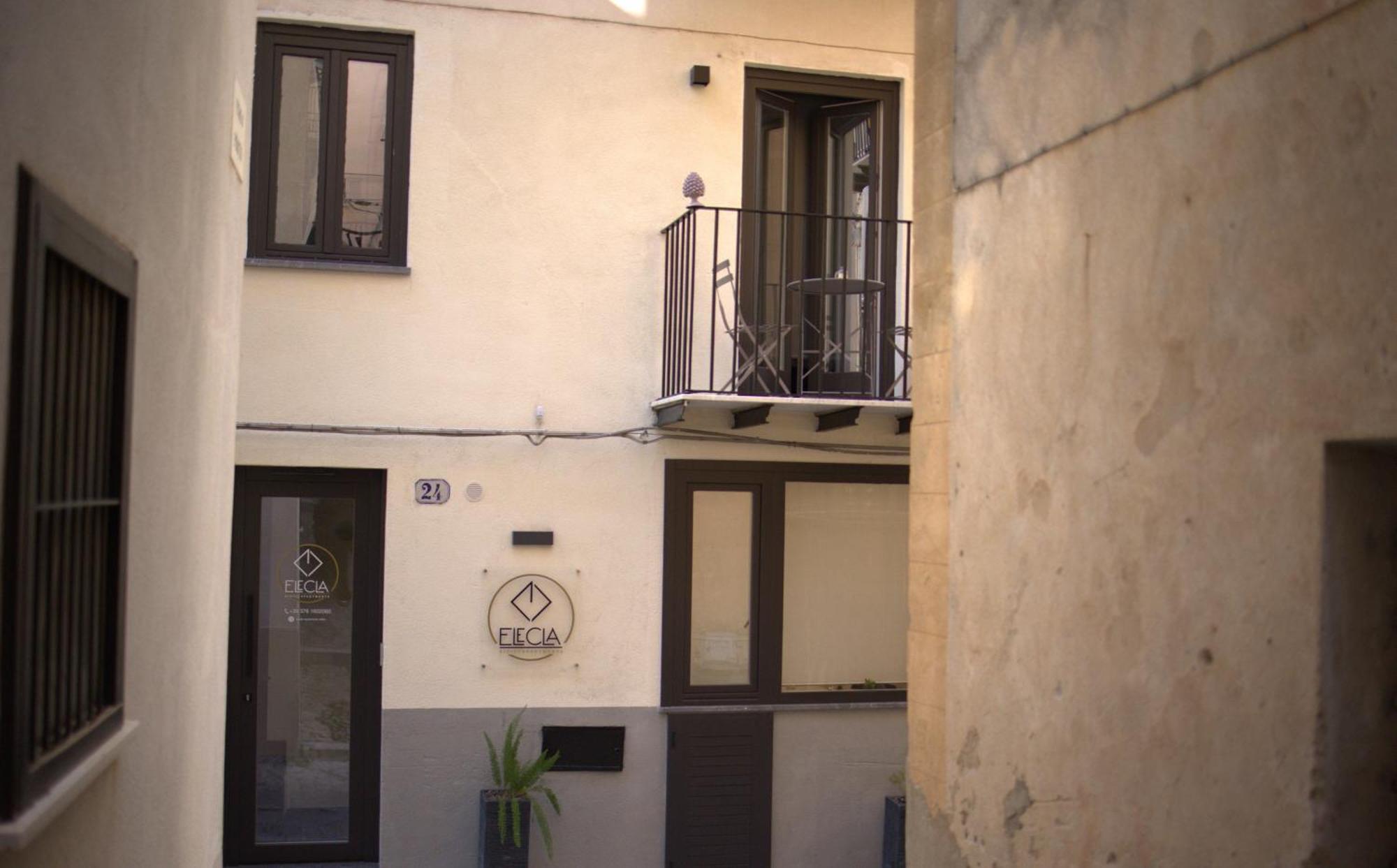 Elecla Apartment Cefalu Bagian luar foto